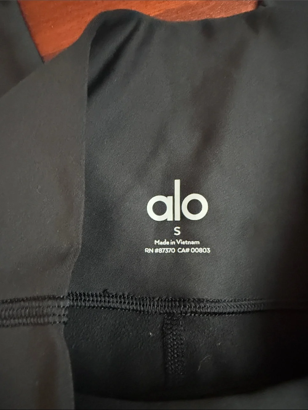 ALO Yoga black alo
